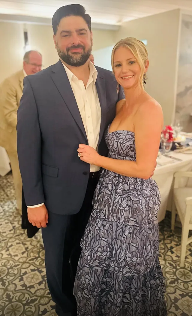 Eddie Gonzalez Loumiet with his wife Jessica at a social event